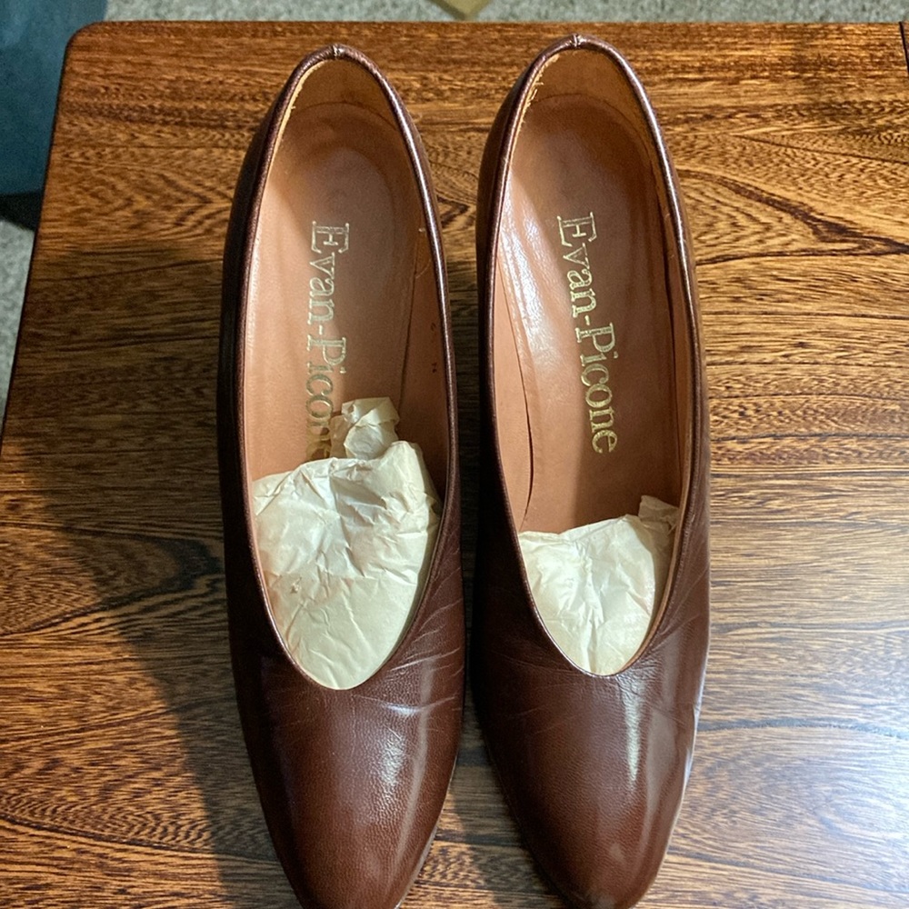 Vintage Evan Picone Womens 6.5 pumps brown